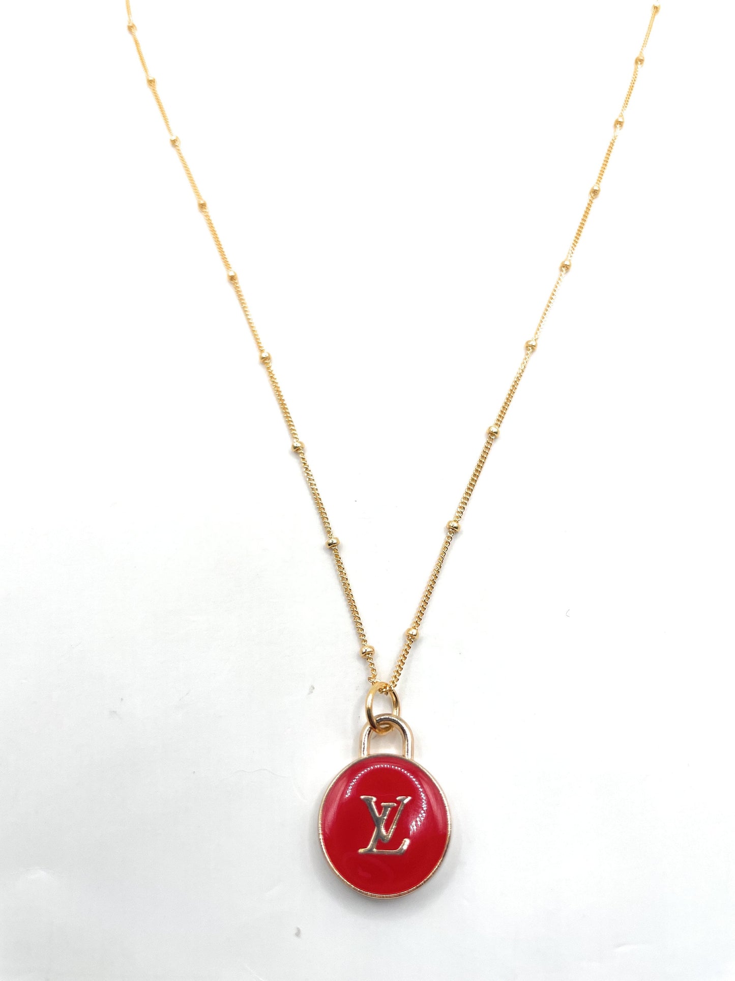 LV SMALL RED VINTAGE PASTILLE ZIPPER PULL ON VERMEIL SATELLITE CHAIN