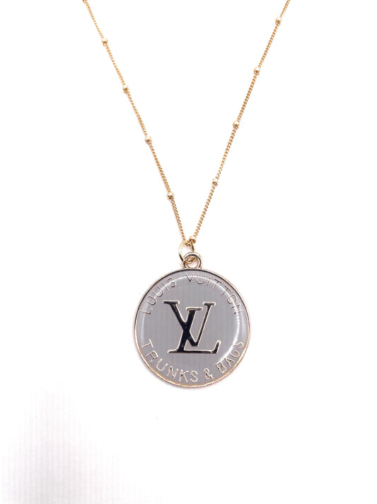 AUTHENTIC LOUIS VUITTON GRAY AND GOLD ZIPPER PULL BUTTON NECKLACE