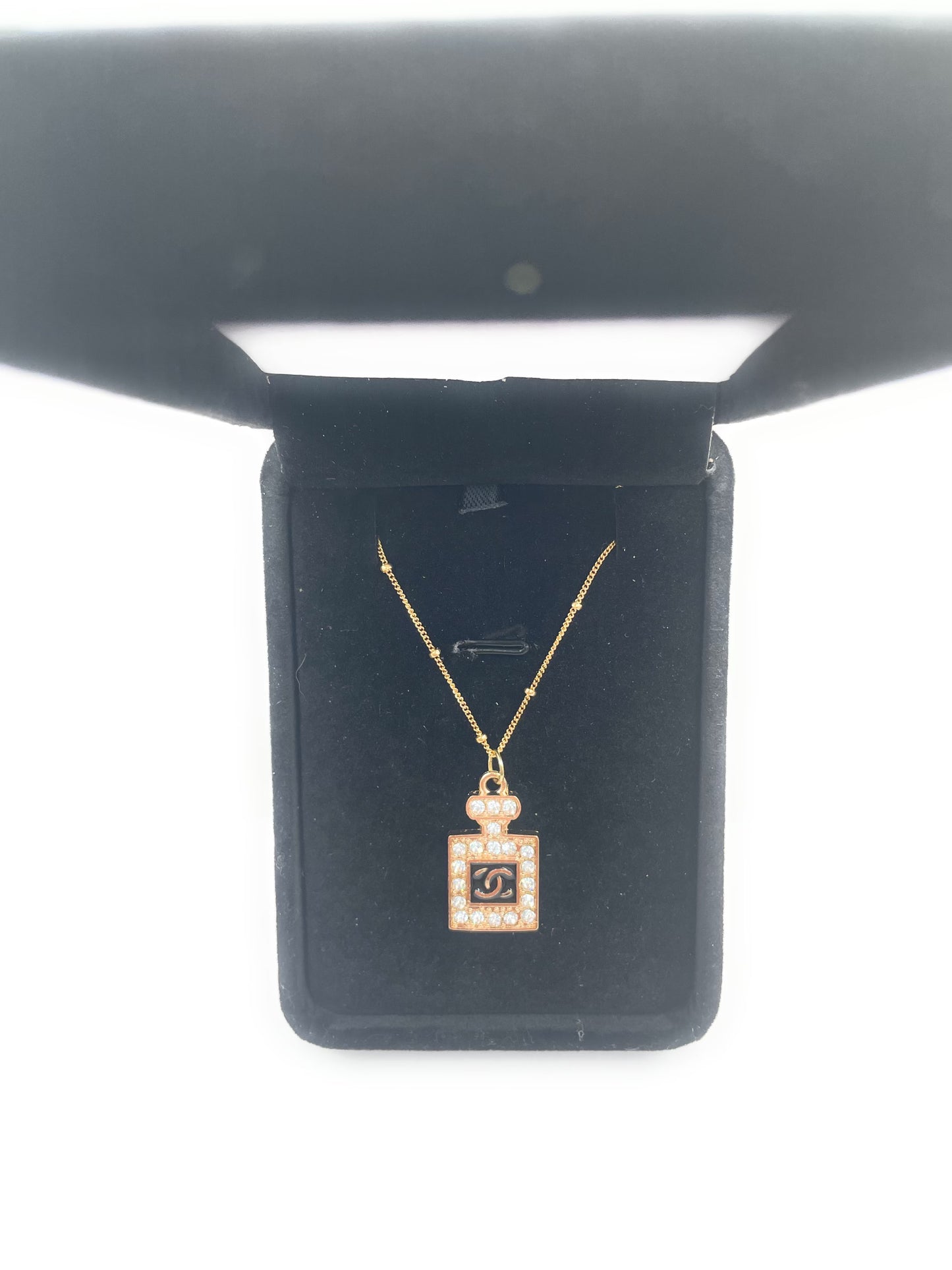 BLACK & GOLD-TONE RHINESTONE CHANEL VINTAGE No 5 PERFUME BOTTLE CHARM NECKLACE